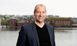 Sálarfrøðingar út á skúlarnar