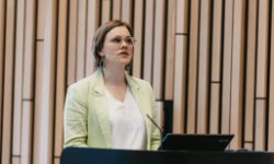 Gestarøða: Latum okkum øll flyta til Havnar