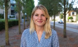 Christina K. Hansen vitjar Javnaðarflokkin